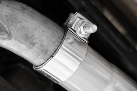 2014-2017 Audi SQ5 3.0T 2.5 Inch Axle-Back Dual Rear Exit T304 Stainless Steel with Quad Carbon Fiber Tips MBRP