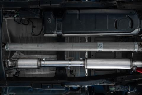 4 Inch Cat Back Exhaust System Single Side Exit 20-Up Silverado/Sierra 2500/3500 HD 6.6L V8 Armor Lite MBRP