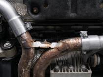 Porsche 2.5 Inch Axle Back Dual Split Rear Bypass Armor Pro Series Carbon Fiber Tips For 14-24 Porsche Macan MBRP